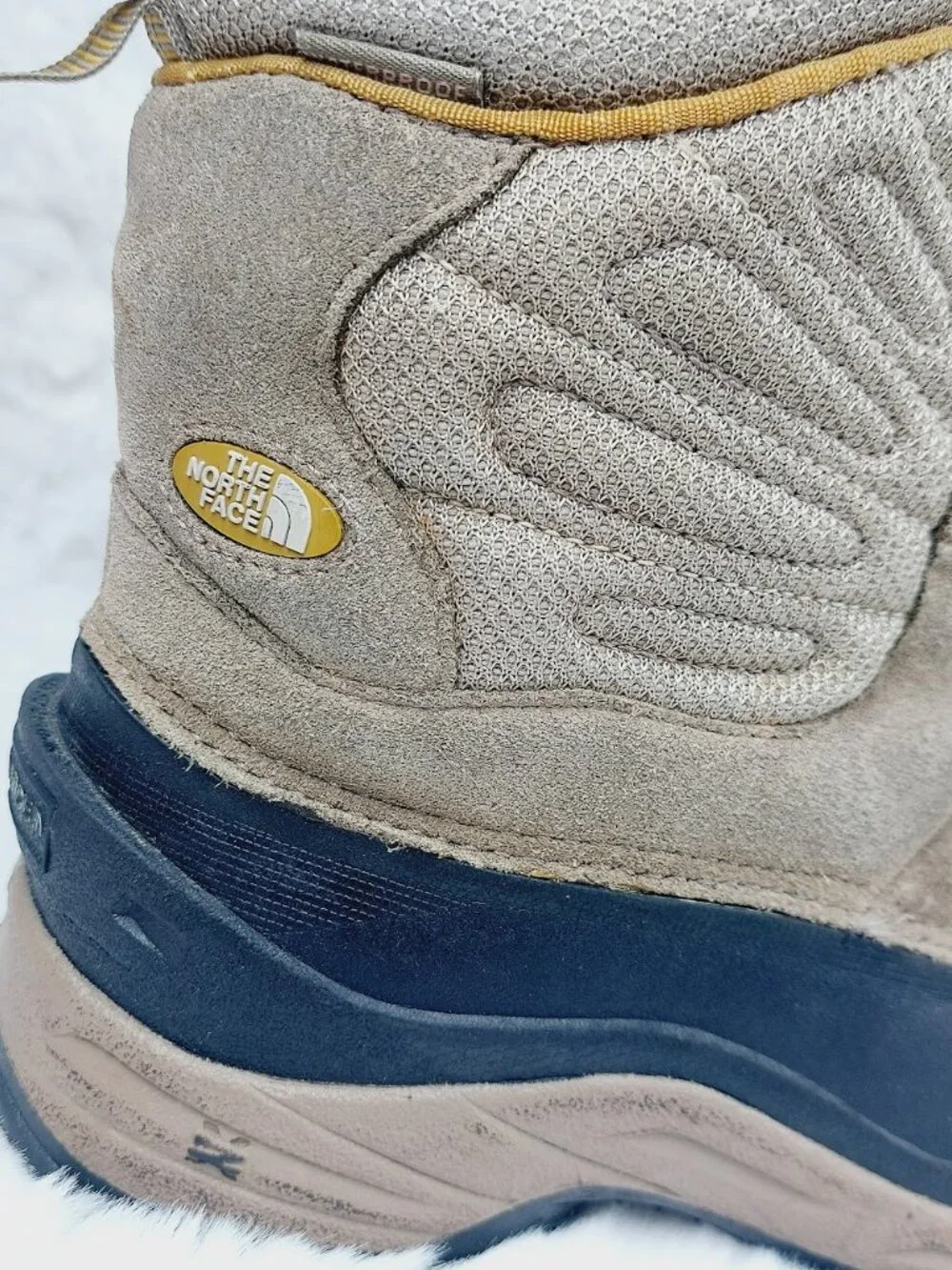 The North Face Boys Beige Chilkat Waterproof Insulated Pull-On Snow Boots Size 5